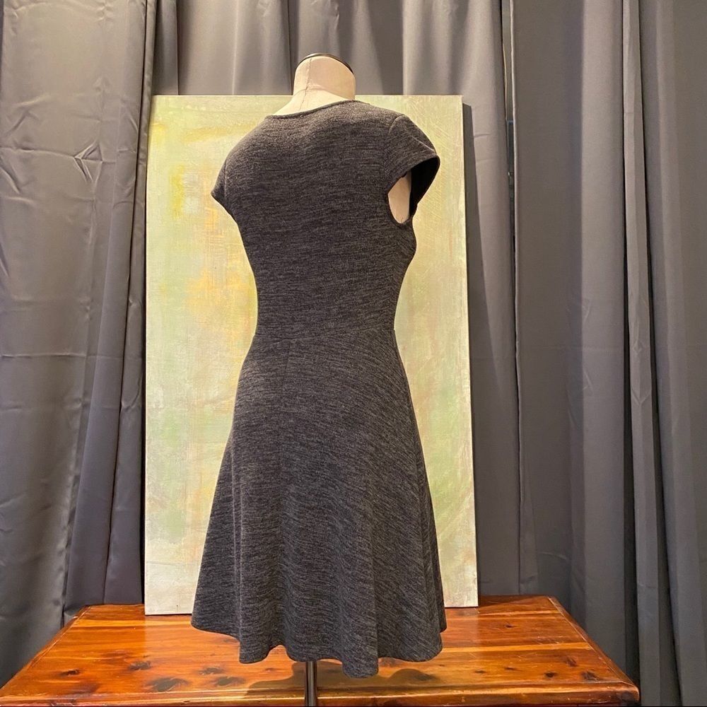 Everly Medium Gray Short-Sleeve Dress - Picture 5 of 5
